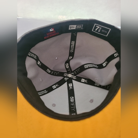 New Era Milwaukee Brewers Gray and Yellow Men's Cap Sz.7 3/8 - Picture 5 of 6